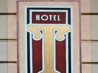 Tivoli Hotel 3*