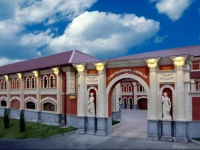 Roma Hotel Complex 4*