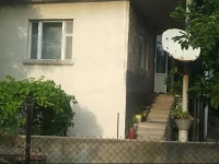 Agasi Guest House 2*