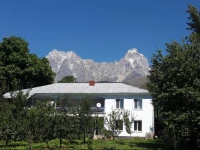 Vivaushba Guest House