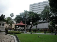 Unipark 4*