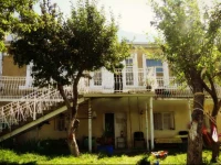 Homestay Lela and Mari 4*