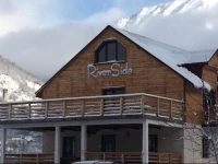 Riverside Mestia hotel 3*