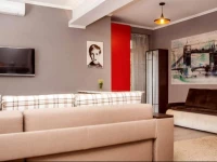 Petrovskoho Square 4*