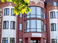 H & K Imperial Plus Hotel 3*