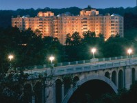 Omni Shoreham Hotel 4*