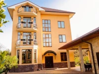 Apelsin Guest House 1*