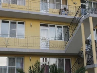 Ariana Guest House 3*