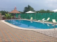 Edelveys Guest House 3*