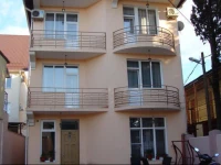 Marin Guest House 3*