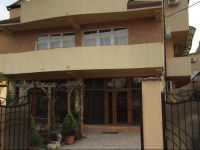 Laura Guest House 4*