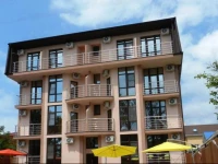 na Telmana 23 Guest House 3*