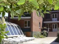 Ostrovskiy Guest House 4*