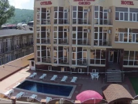 Lazurnoye Okno Hotel 2*