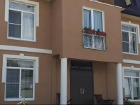 Assol Guest House 3*