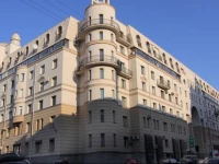 Petrogradskiy Guest House 4*