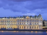 Sutkiarenda Bolshaya Konyushennaya 4*