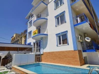 Hellas Guest House 3*