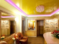 Nataly on Srednemoskovskaya 7 Hotel 4*