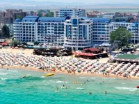 Chaika Beach 4*