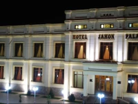 Jahon Palace 4*