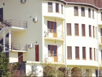 Ararat Mini Hotel 3*