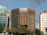 Park Plaza Riverbank 4*