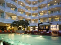 A One Pattaya Beach Resort 4*