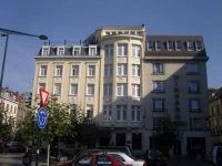 A La Grande Cloche 2*