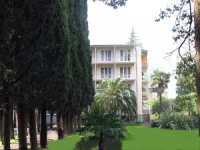 Primorsky Hotel Gagra 3*