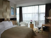 Guangming Hotel Beijing 4*