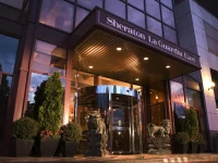 Sheraton LaGuardia East Hotel 3*