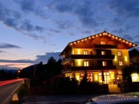 FAR-Hotel Fischer 3*