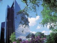 Ramada Plaza Antwerp 4*