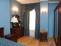 Residence near Admiralteistva mini hotel 3*