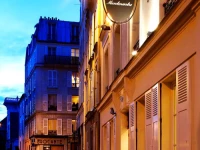 Le Relais Montmartre 3*