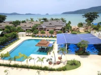 Chalong Beach Hotel & Spa 4*