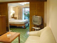 Rendez Vous Hotel 2*