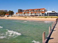 Boardwalk By The Beach 3*