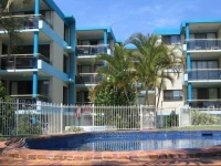 Surf Chalet Apartments