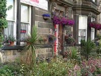 Edinburgh House Hotel 3*