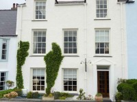 Ty Anne Guest House 4*