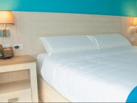 Hotel - Centro Comercial Punta Del Mar