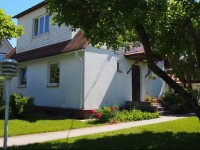 MГ¤nni Holiday House