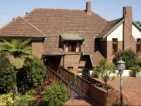 Ridgeview Lodge Guest House 4*
