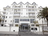 aha Bantry Bay Suite Hotel