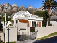 Nox Rentals - Palm Tree House