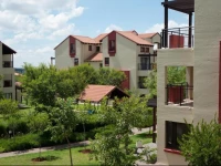 Oakelands Studio Apartments 3*