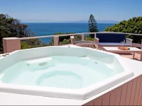 Seabreeze Luxury Two Bedroom Self Catering Penthouse