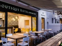 107 Dorpstraat Boutique Hotel